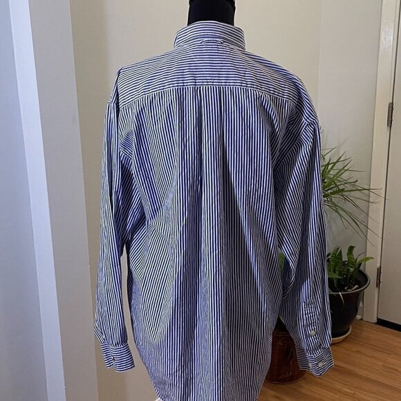 Men's Tommy Hilfiger Golf Button-Down Shirt, Size M - Picture 2 of 4